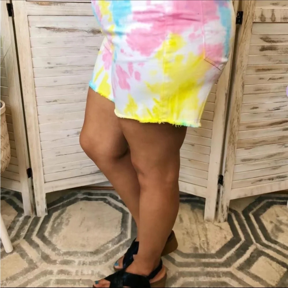 Judy Blue rainbow tie dye size large - Picture 3 of 4